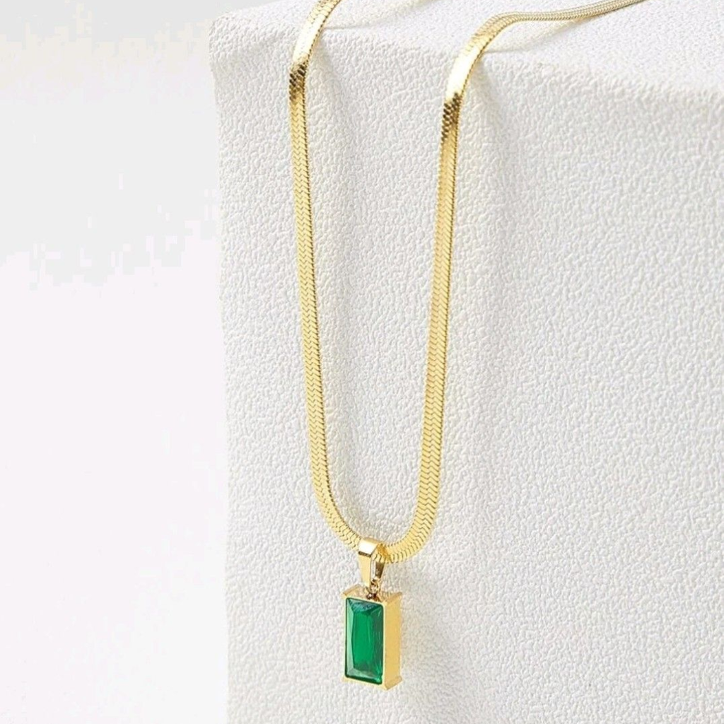 Gold Plated Emerald Green Pendant Necklace for Women