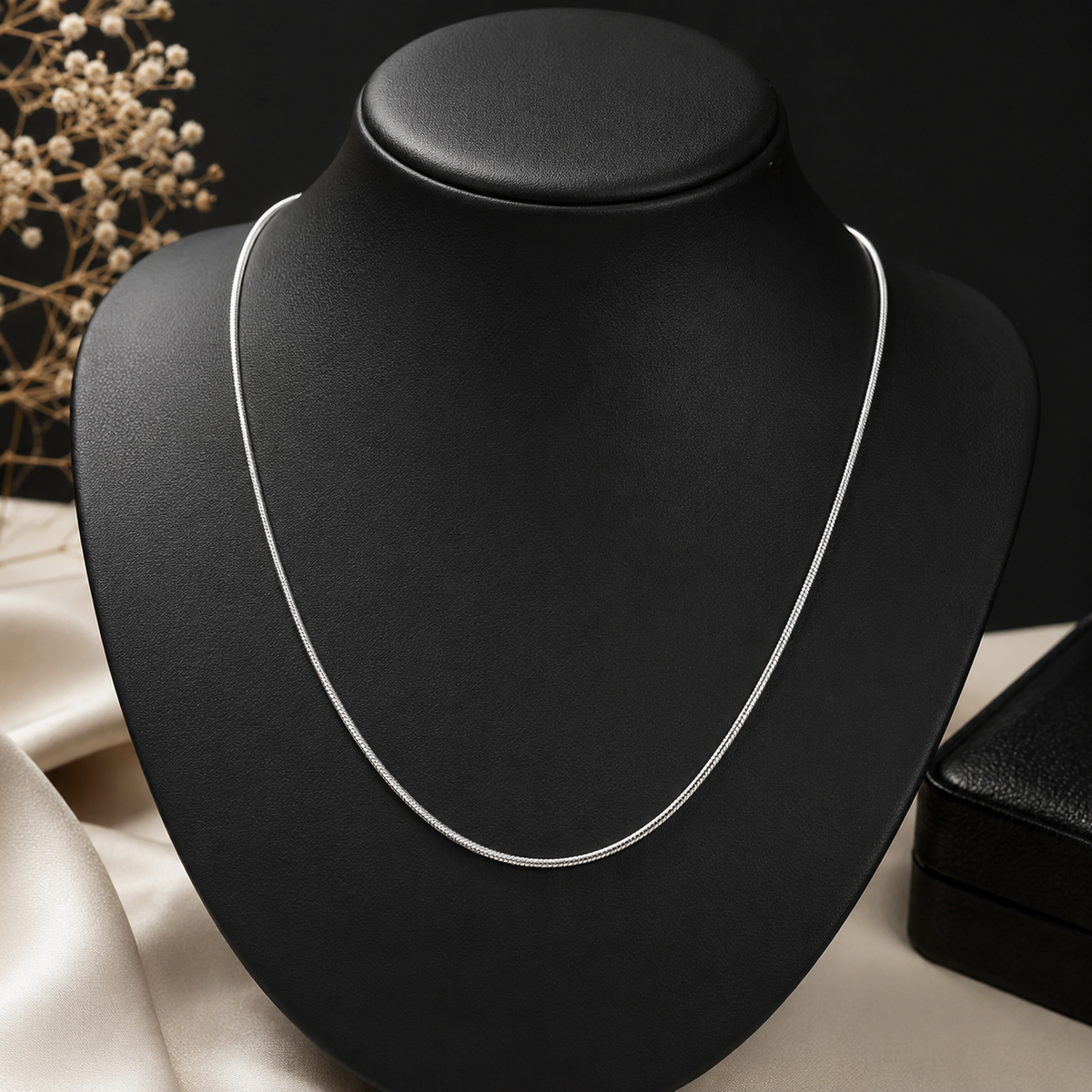 Silver Tone Chain Necklace