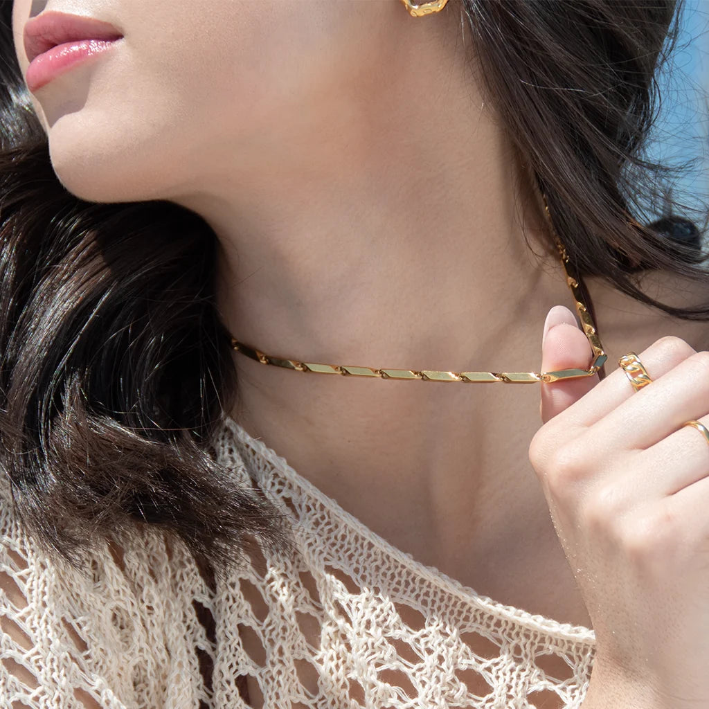 Gold-Tone Leaf Link Chain Necklace for Women
